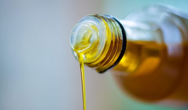 Rape Seed Oil 1024x600 1 600x352 - Crude Canola Oil