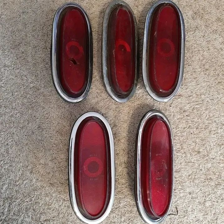 old parts20 - 1959 Pontiac Bad Ass Poncho Tail Lights