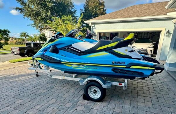 2023 Yamaha FX Cruiser HO Waverunners – Pair - Image 5
