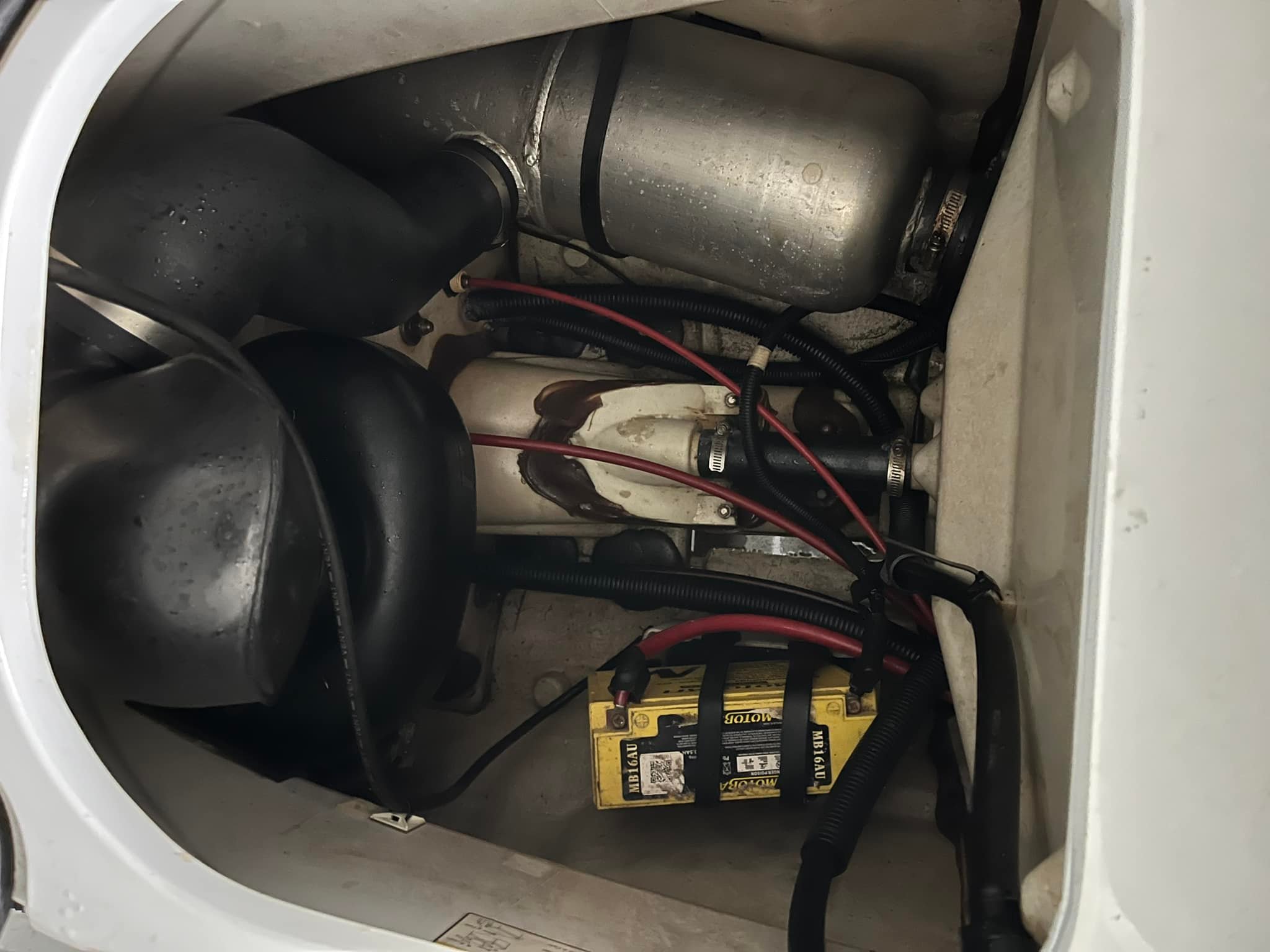 Yamaha WaveRunner 800cc - Image 4