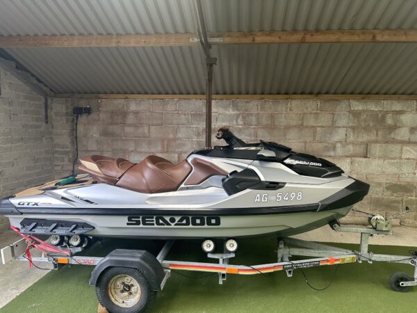 2018 Sea-Doo GTX 230 Limited