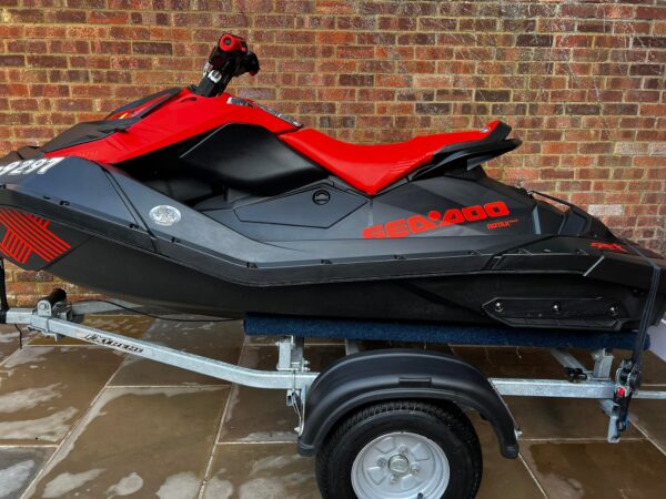 Sea-Doo Spark Trixx